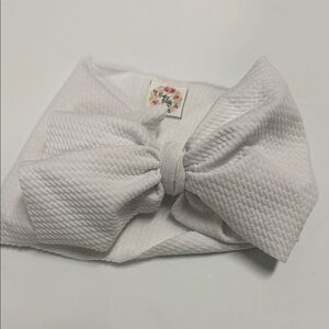 White Textured Bow Headband